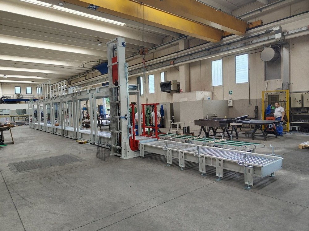 Linea Bi-Piano con Acsensore-Discensore