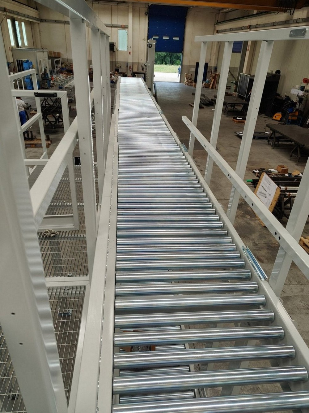 Linea Bi-Piano con Acsensore-Discensore